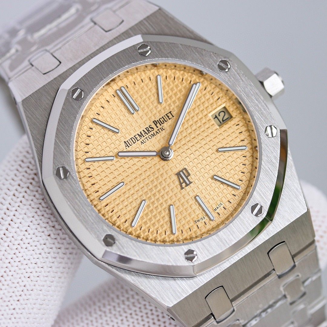 330usd ap watch