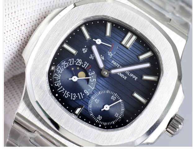 620usd patek nautilus with the dark blue dial